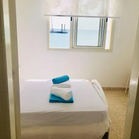 Sandy Beach House No.z2 Holiday home *