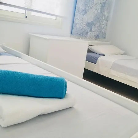 Sandy Beach House No.z2 Holiday home