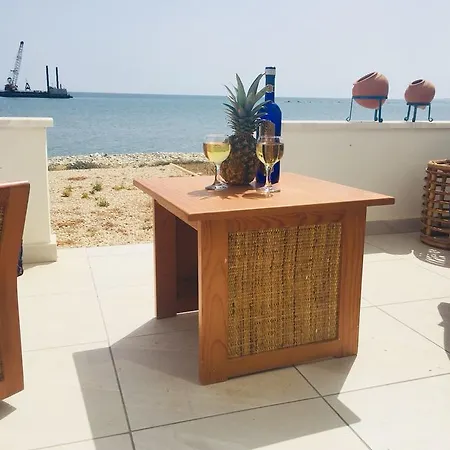 Sandy Beach House No.z2 * Perivolia