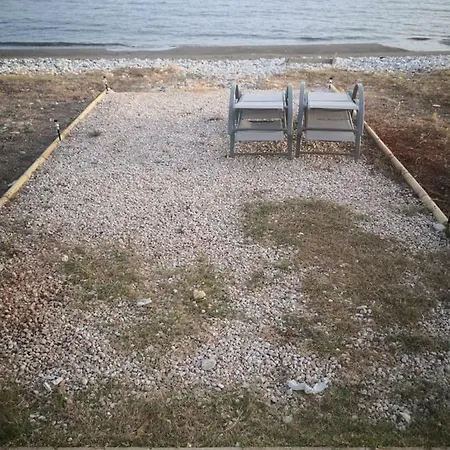 Sandy Beach House No.z2